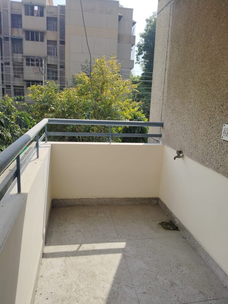 Balcony, sunrise-apartments-faridabad 3 Bedroom 1650 Sq.Ft. Apartment In Sector 45 Faridabad 8402559