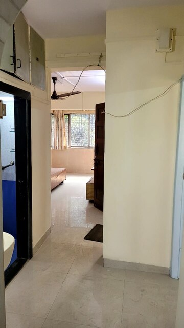 Room in 1 BHK Apartment at The Tenants CHS, Sion – for Rent