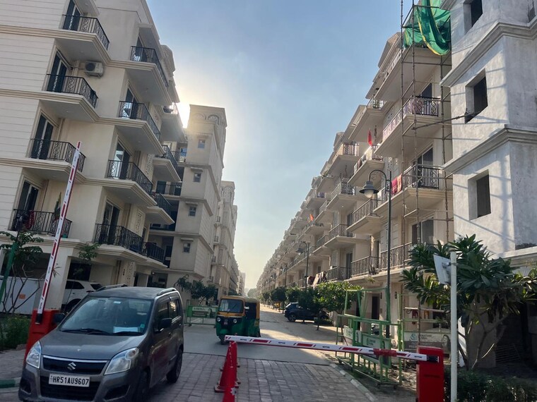 Exterior View, signature-global-park-4-and-5 3 Bedroom 1120 Sq.Ft. Apartment In Sohna Sector 36 Gurgaon 8402611