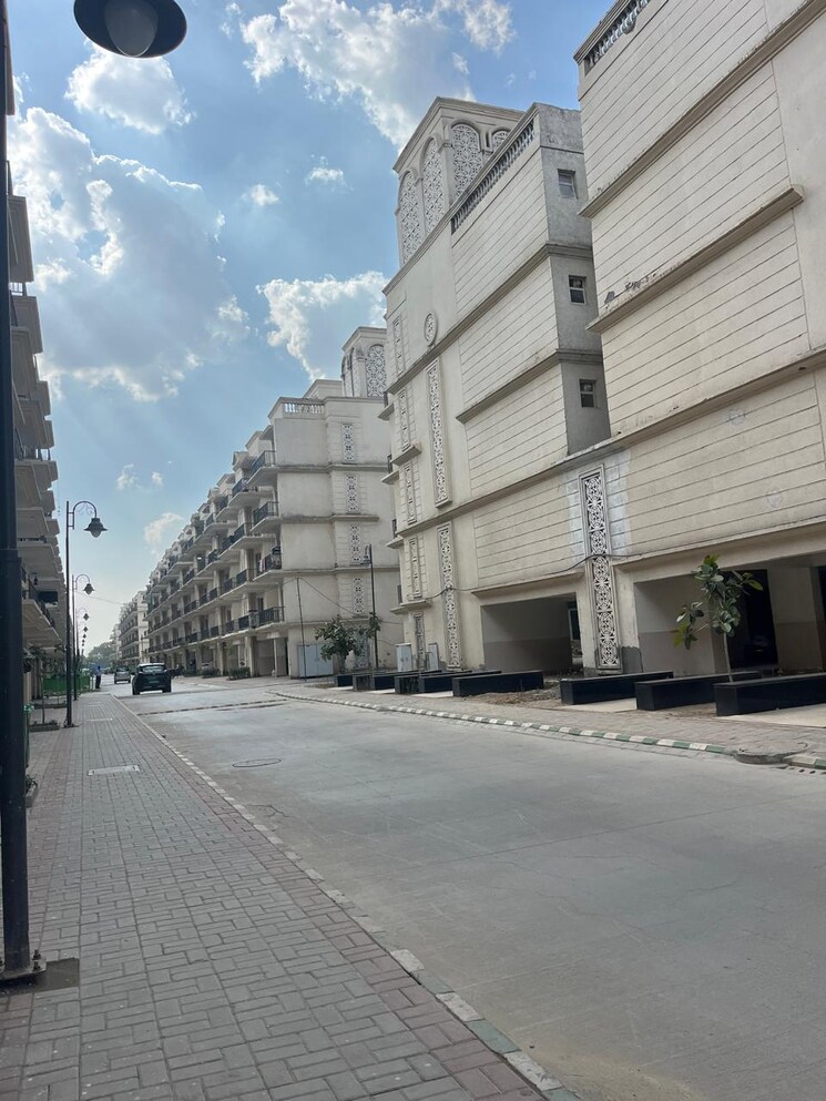 Exterior View, signature-global-park-4-and-5 3 Bedroom 1120 Sq.Ft. Apartment In Sohna Sector 36 Gurgaon 8402611