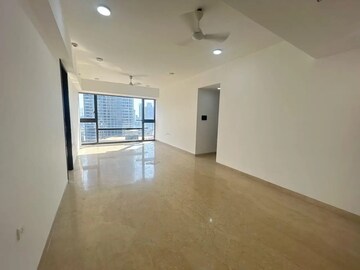 Room in 4 BHK Apartment at Lodha Marquise, Worli – for Sale