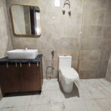Bathroom in 3 BHK Apartment at Capital The Residences 360, Sector 70a – for Rent
