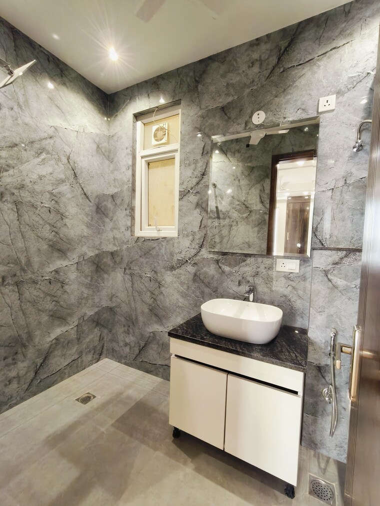 Bathroom, kohli-one-malibu-town 3 Bedroom 2160 Sq.Ft. Builder Floor In Sector 47 Gurgaon 8402615
