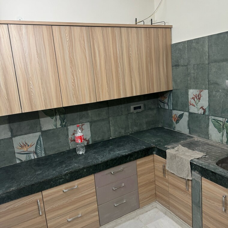 Kitchen, pitampura 3 Bedroom 960 Sq.Ft. Builder Floor In Pitampura Delhi 8402617
