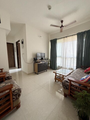 Living Room in 1.5 BHK Apartment at Lodha Amara, Kolshet Road – for Sale