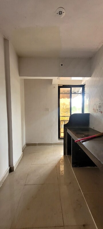1 BHK Apartment For Rent in Kalwa