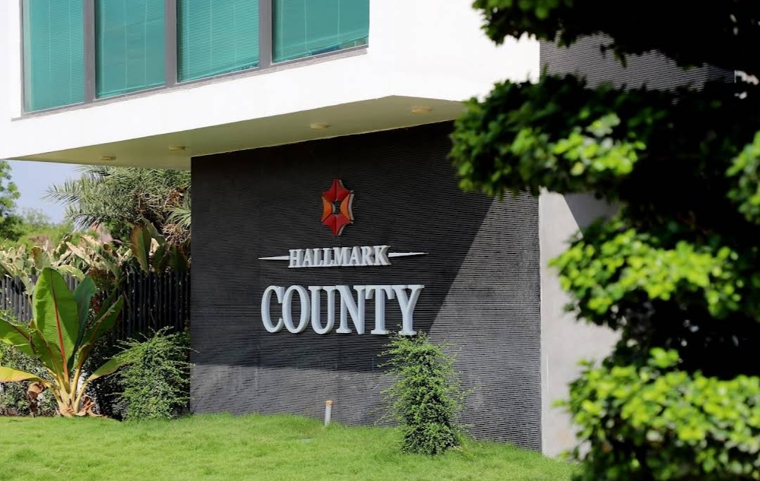 4 BHK Villa For Sale in Hallmark County