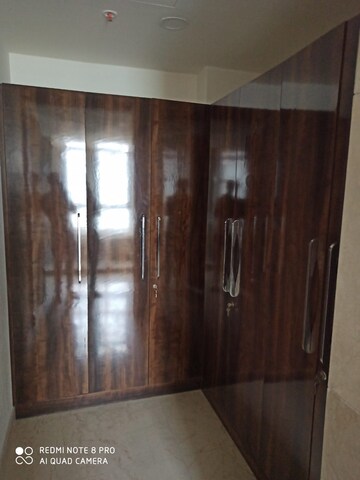 Room in 2 BHK Apartment at M3M Golf Estate, Sector 65 – for Rent