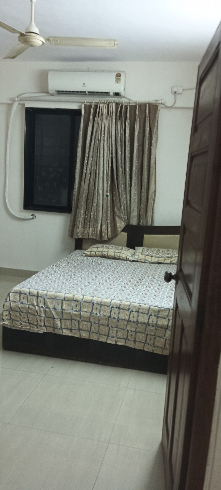 Bedroom, vile parle east 2 Bedroom 700 Sq.Ft. Apartment In Vile Parle East Mumbai 8402727