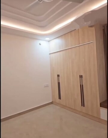 Room in 2 BHK Apartment at Aurobindo Kohinoor, Serilingampally – for Rent