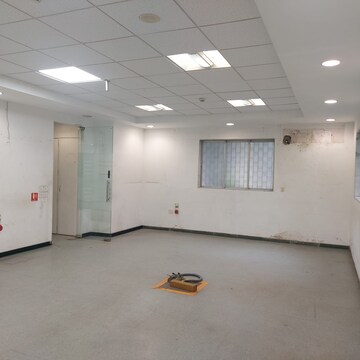  Office Space For Rent in Malad West