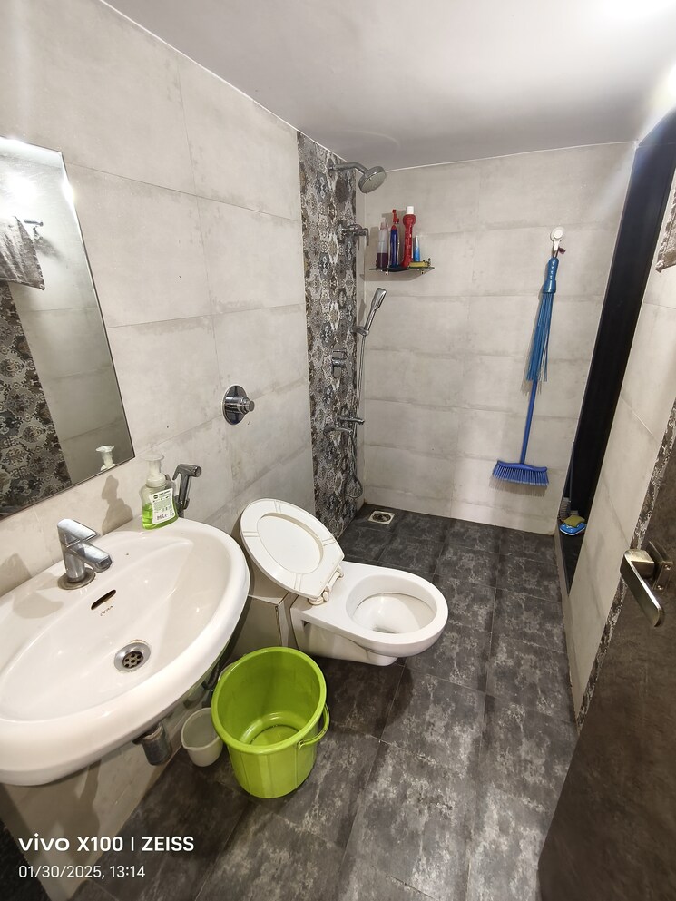 Bathroom, vedant-shree-gopinath-sublime 1 Bedroom 650 Sq.Ft. Apartment In Kalwa Thane 8402738