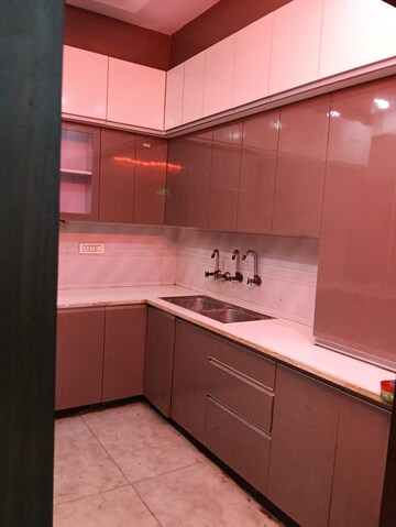 Kitchen in 2.5 BHK Independent House at Sector 56 – for Rent
