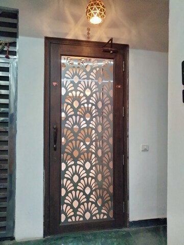 Bedroom in 4 BHK Apartment at Sector 45 – for Sale