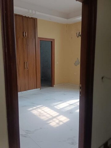 6+ BHK Independent House For Sale in RWA Apartments Sector 41, Sector 41