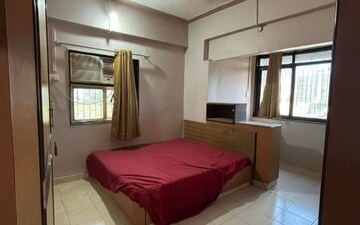 2 BHK Apartment For Rent in Kunj Vihar Vile Parle West, Vile Parle West