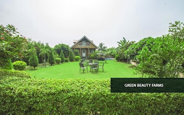 Plot For Sale in SS Sainik Farms, Sector 150