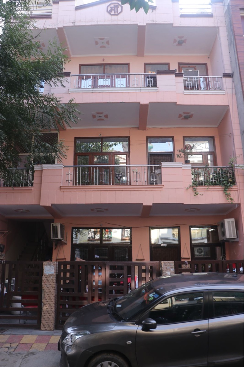 3 BHK Builder Floor For Sale in Govindpuram