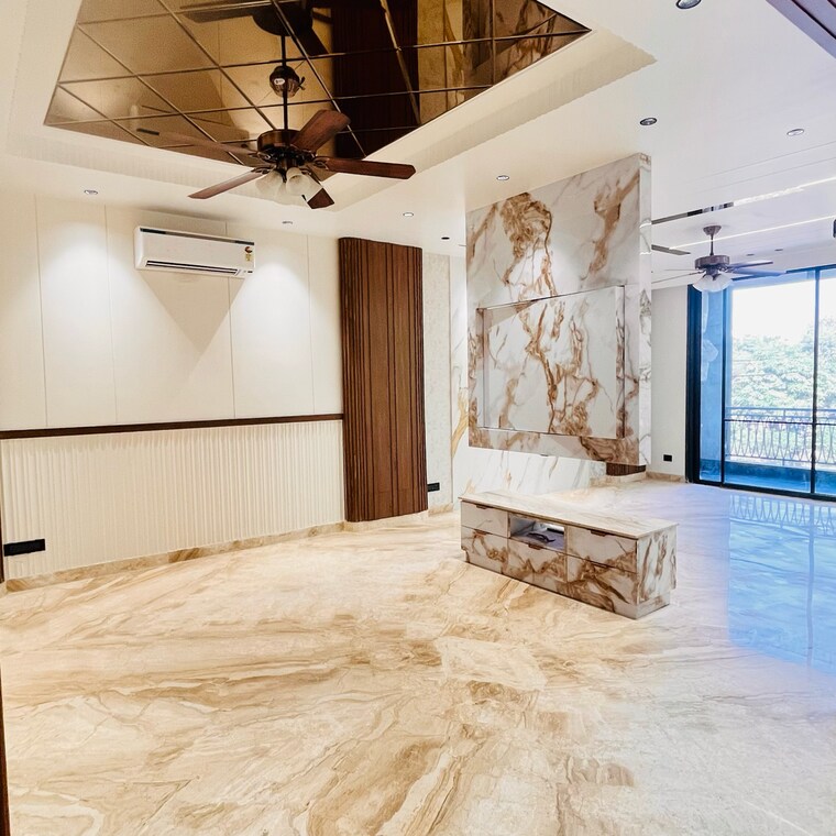 Room, arcade-48 4 Bedroom 360 Sq.Yd. Builder Floor In Tikri Gurgaon 8402988