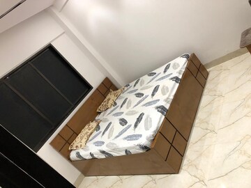 Furnished Amenities in 2 BHK Apartment at Sai Baba Complex Goregaon, Goregaon East – for Rent