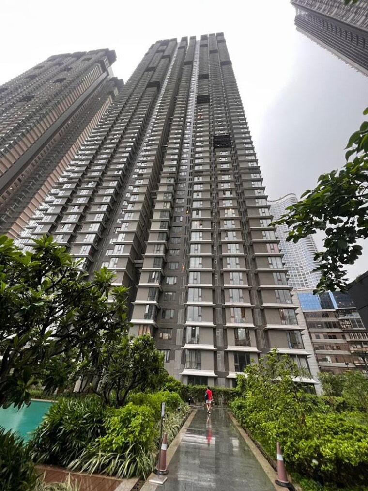 Exterior View, lodha-the-park 3 Bedroom 1111 Sq.Ft. Apartment In Worli Mumbai 8403067