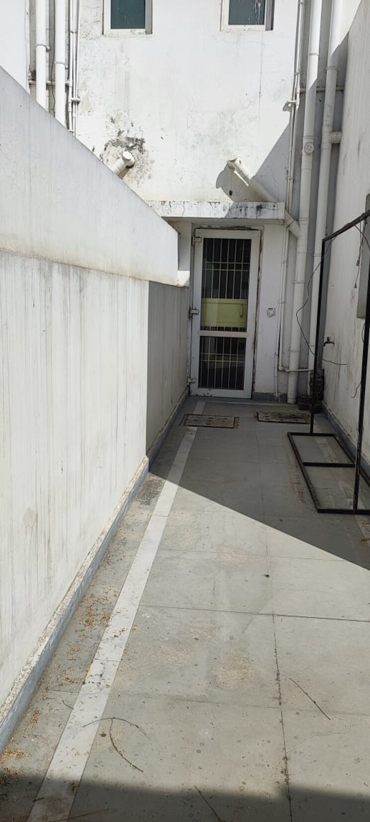 Other, parklands 3 Bedroom 225 Sq.Yd. Villa In Sector 85 Faridabad 8403065