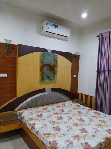 5 BHK Builder Floor For Rent in Sector 14