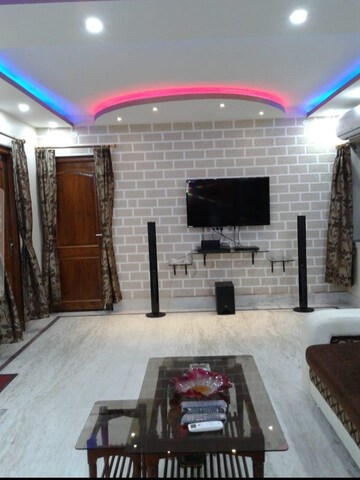 4 BHK Builder Floor – Exterior View View at Bangur Avenue - for Sale