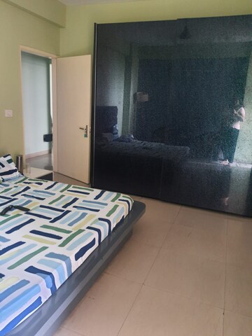 Bedroom in 3 BHK Apartment at Surendra Avenue 69, Sector 69 – for Rent