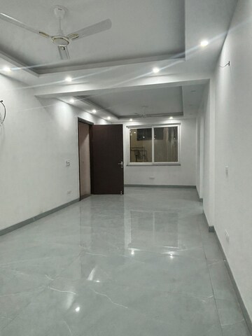 3 BHK Builder Floor For Rent in Saket
