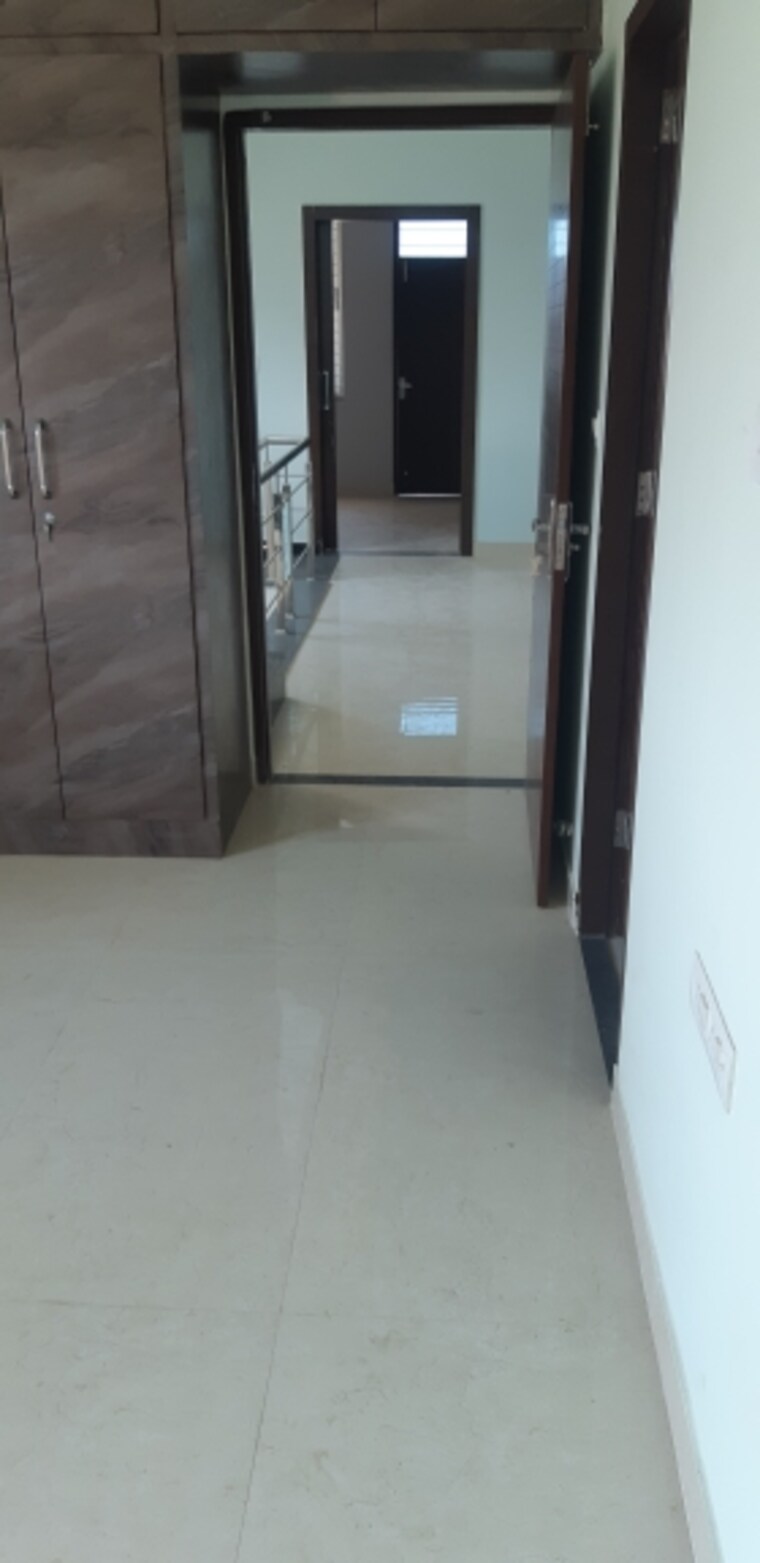 Room, jagatpura 3 Bedroom 100 Sq.Yd. Villa In Jagatpura Jaipur 8403154