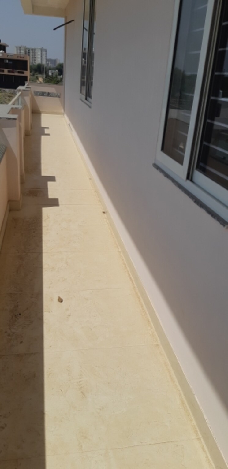 Balcony, jagatpura 3 Bedroom 100 Sq.Yd. Villa In Jagatpura Jaipur 8403154