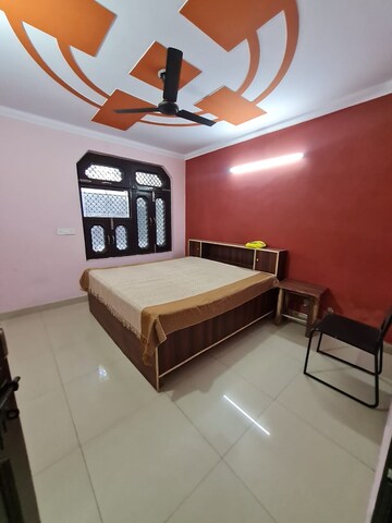 Bedroom in 3 BHK Builder Floor at Dwarka Mor – for Rent