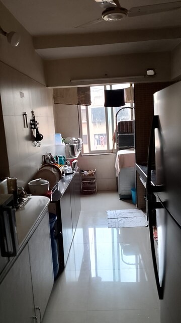 Team Area in 2 BHK Apartment at Kamanwala Manavsthal, Malad West – for Rent