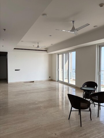 Master Bedroom in 4 BHK Apartment at Mahindra Luminare, Sector 59 – for Rent