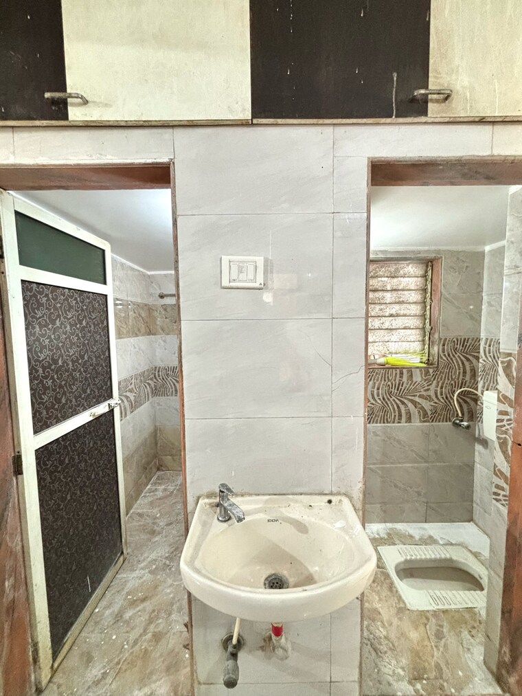 Bathroom, deep-heights-nalasopara 1 Bedroom 450 Sq.Ft. Apartment In Morya Nagar Palghar 8403203