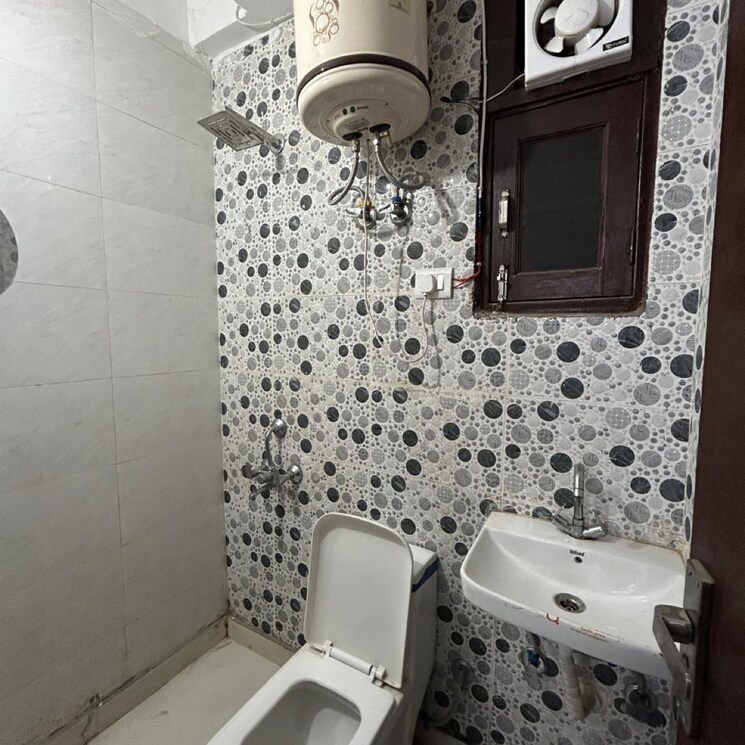 Bathroom, saket 1 Bedroom 550 Sq.Ft. Builder Floor In Saket Delhi 8403215