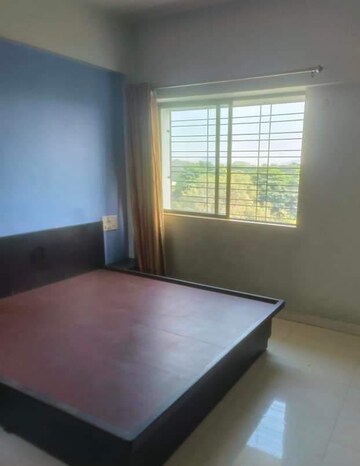Master Bedroom in 3 BHK Apartment at Pawar Enclave, Hadapsar – for Rent