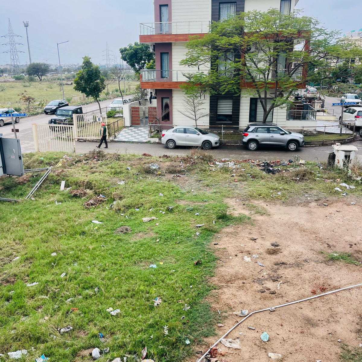 Plot For Sale in Plot Aerovista Near Airpo