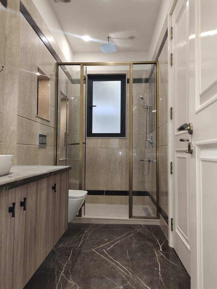 Kitchen, nehru enclave 3 Bedroom 1800 Sq.Ft. Builder Floor In Nehru Enclave Delhi 8403290