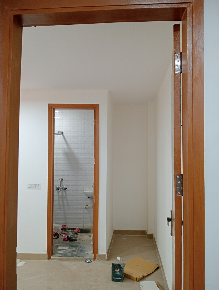 Bathroom, govindpuri 2 Bedroom 580 Sq.Ft. Builder Floor In Govindpuri Delhi 8403348