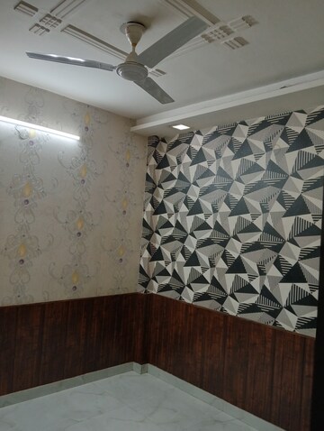 Bedroom in 1 BHK Builder Floor at Govindpuri – for Sale