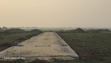   Plot at Hatiara Road – for Sale