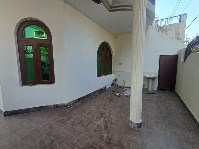 Room, kanth road 6+ Bedroom 1883 Sq.Ft. Independent House In Kanth Road Moradabad 8403392