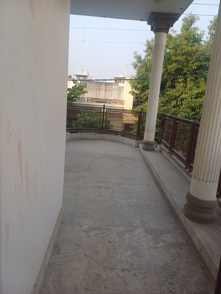Balcony, kanth road 6+ Bedroom 1883 Sq.Ft. Independent House In Kanth Road Moradabad 8403392