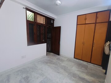 Room in 2 BHK Builder Floor at Malviya Nagar – for Rent