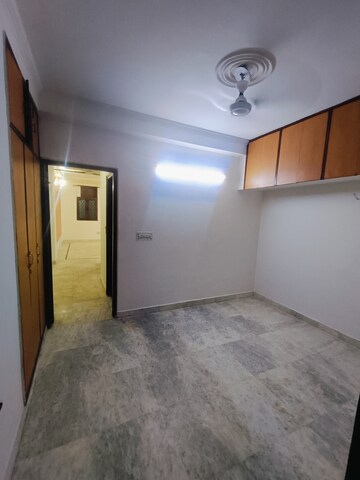 Room in 2 BHK Builder Floor at Malviya Nagar – for Rent