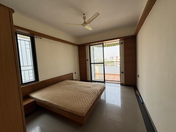 Bedroom in 2 BHK Apartment at Mont Vert Grande, Pashan Sus Road – for Rent