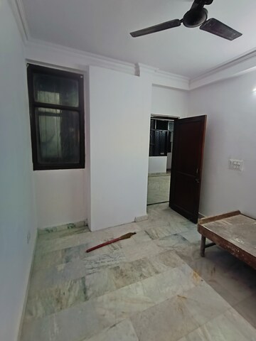 Room in 2 BHK Builder Floor at Malviya Nagar – for Rent