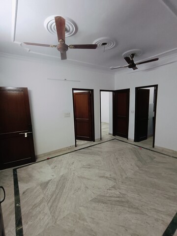 Room in 2 BHK Builder Floor at Malviya Nagar – for Rent